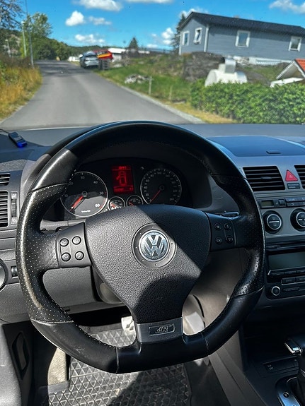 Volkswagen Touran 11 of 12