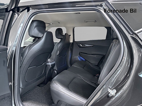 Kia EV6 9 of 16