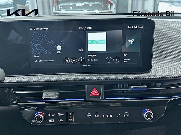 Kia EV6 11 of 16