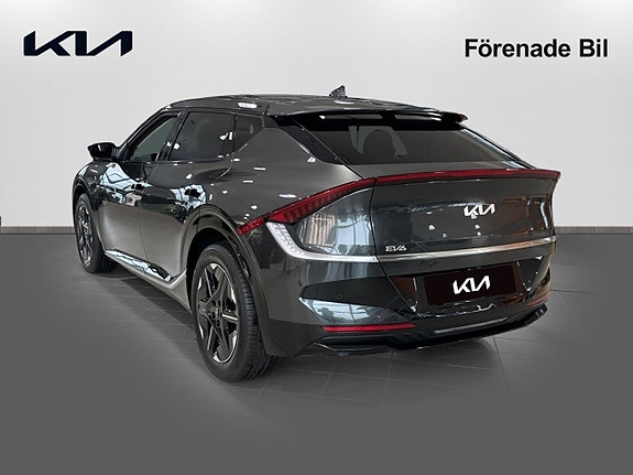 Kia EV6 4 of 16