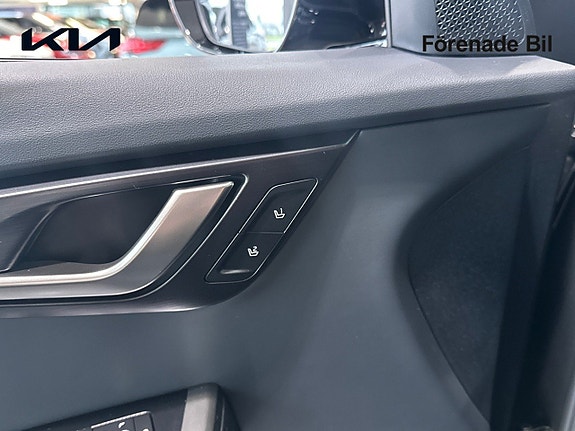 Kia EV6 14 of 16