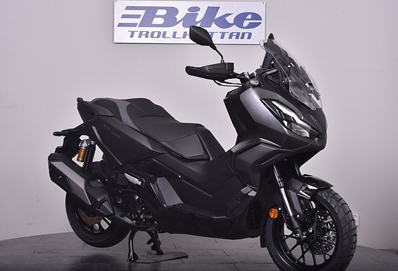 Honda ADV350 Detta exemplar finns för omgående leverans!!!