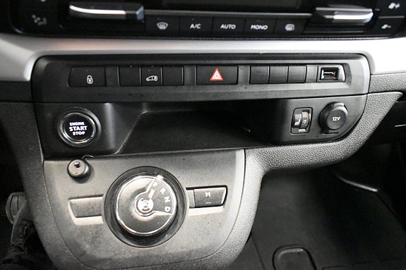 Opel Vivaro 14 of 19