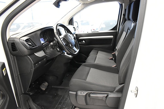 Opel Vivaro 10 of 19