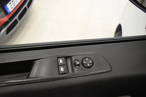 Opel Vivaro 11 of 19