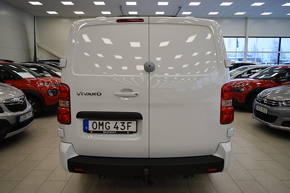Opel Vivaro 5 of 5