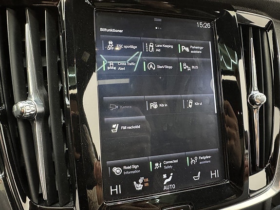 Volvo S90 15 of 18