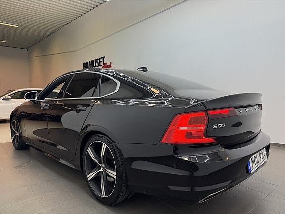 Volvo S90 4 of 5