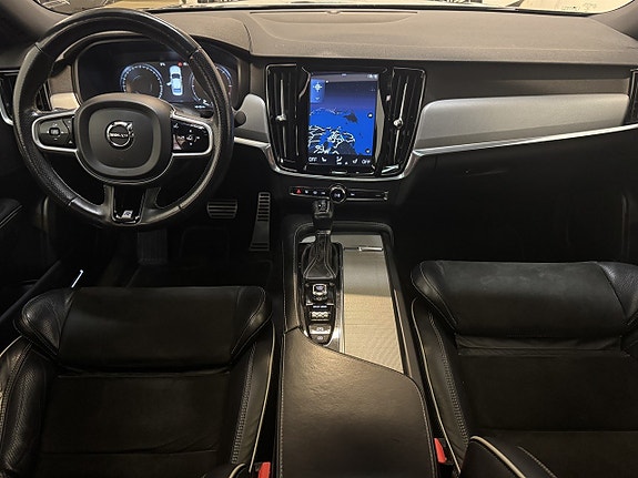 Volvo S90 8 of 18