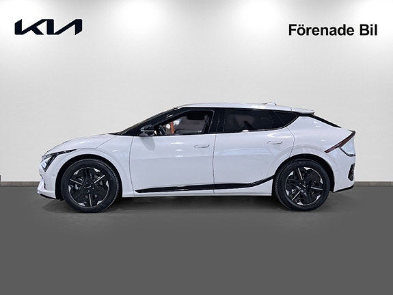 Kia EV6 3 of 20