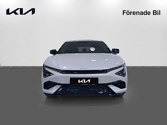 Kia EV6 6 of 20