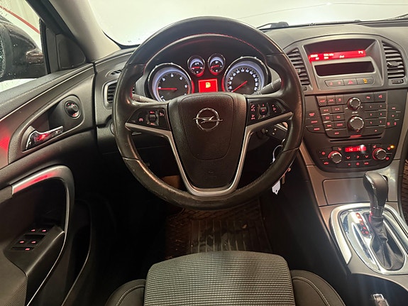 Opel Insignia 13 of 26