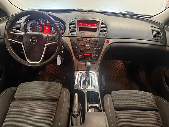 Opel Insignia 14 of 26