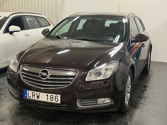 Opel Insignia 3 of 5