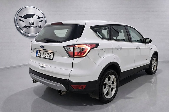 Ford Kuga 2 of 9