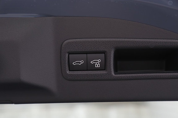 Subaru Solterra 9 of 27