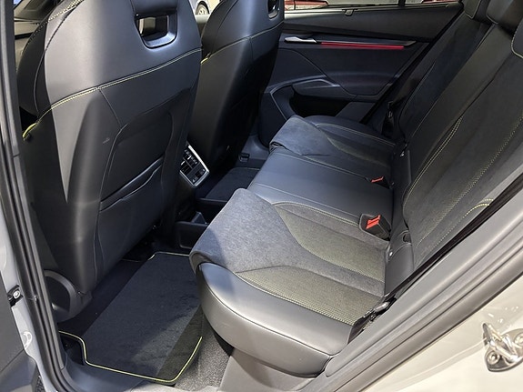 Skoda Enyaq RS 5 of 5