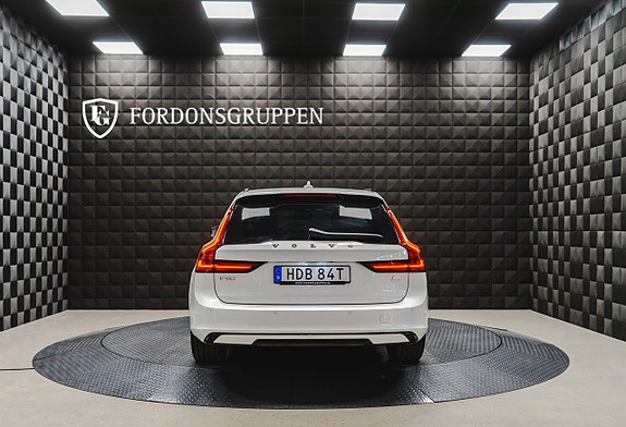 Volvo V90 8 of 27