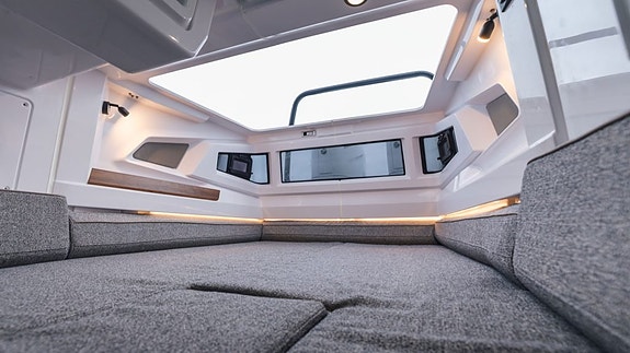 Axopar 38 XC Cross Cabin - 2026 4 of 30