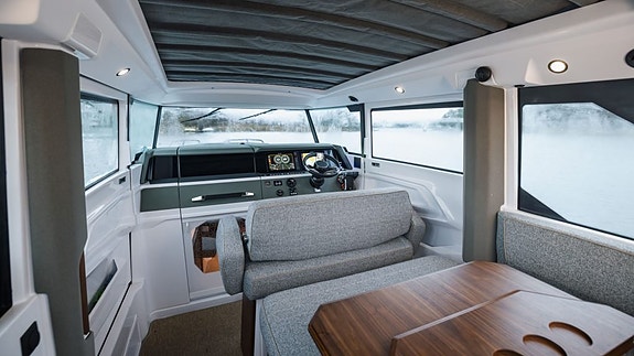 Axopar 38 XC Cross Cabin - 2026 3 of 30