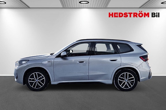 BMW X1 2 of 5