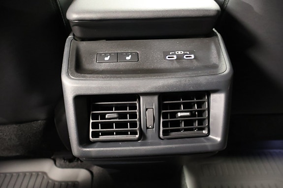 Subaru Solterra 6 of 14