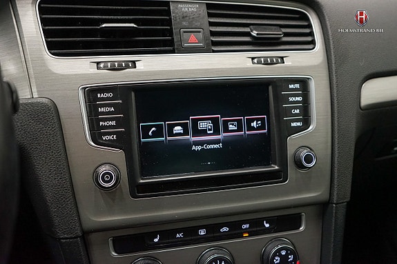Volkswagen Golf I 17 of 19