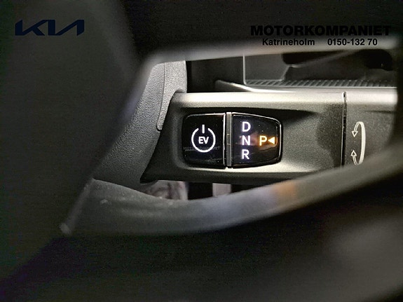 Kia EV4 12 of 16