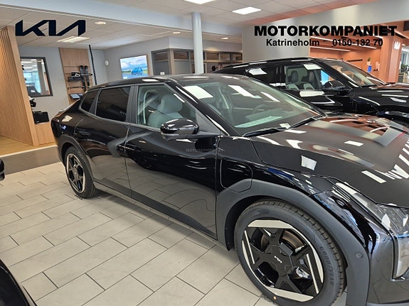 Kia EV4 4 of 16