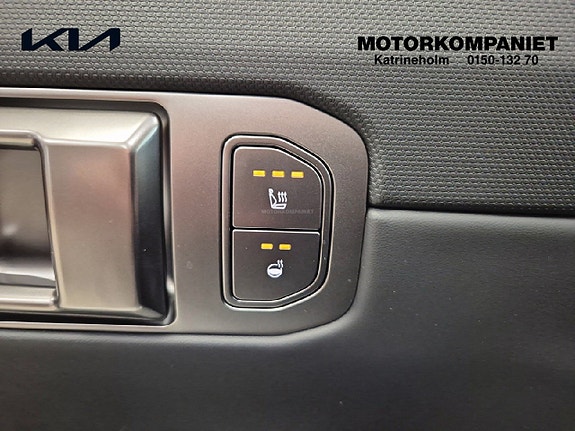 Kia EV4 15 of 16