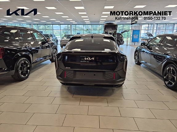 Kia EV4 5 of 16