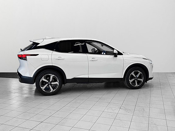 Nissan Qashqai 4 of 5
