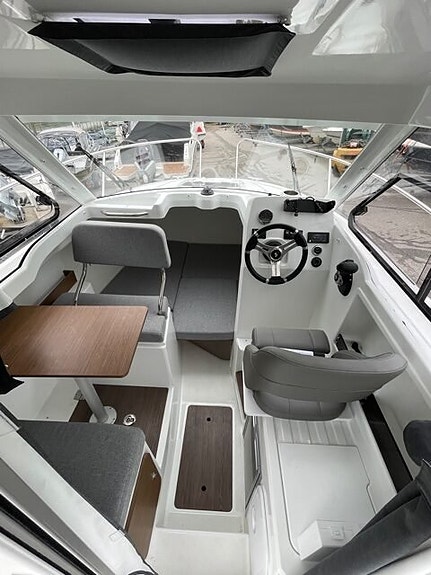 Beneteau Antares 6 / Mercury F115 CT (-26) 5 of 5
