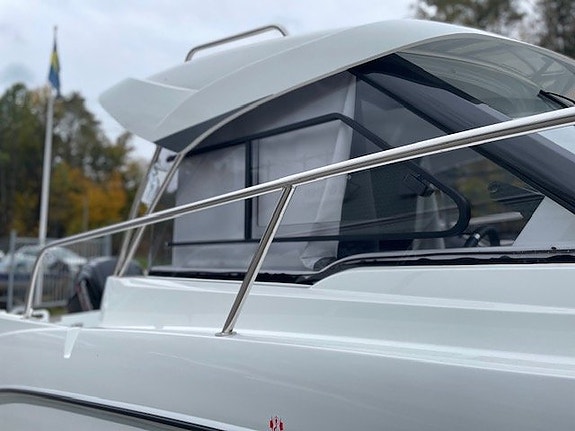 Beneteau Antares 6 / Mercury F115 CT (-26) 3 of 5
