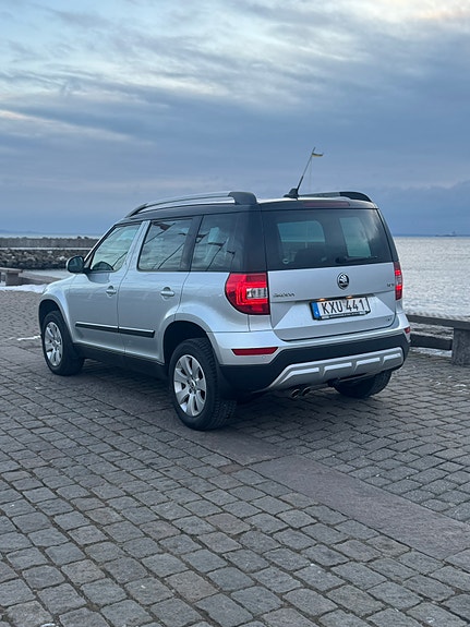Skoda Yeti Outdoor 3 of 5