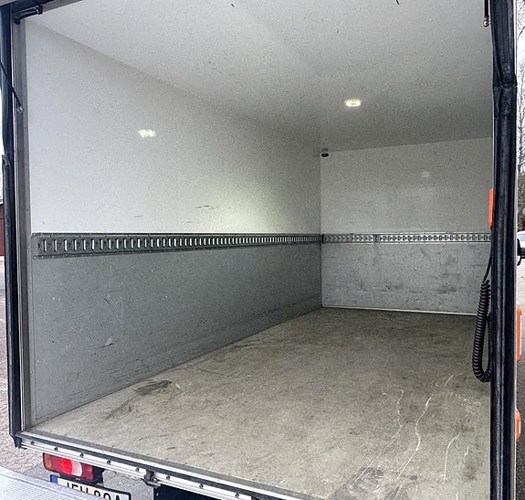Iveco 35-140 11 of 18