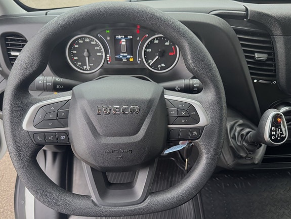 Iveco 35-140 15 of 18
