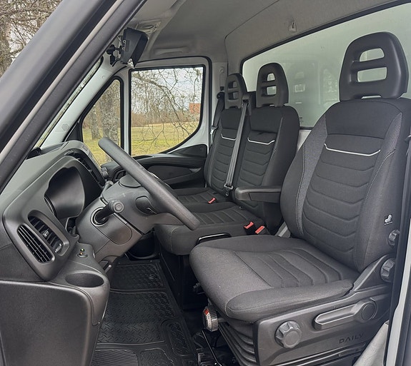 Iveco 35-140 7 of 18
