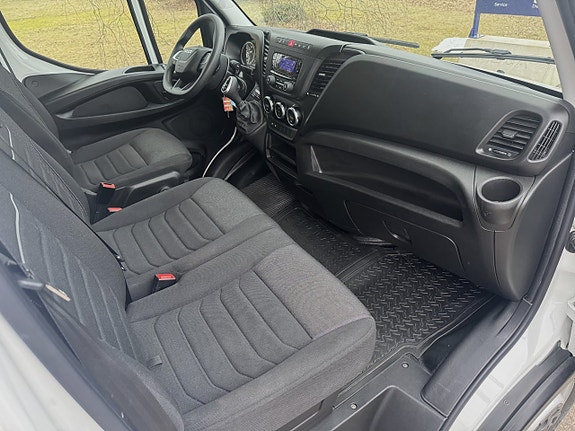 Iveco 35-140 9 of 18