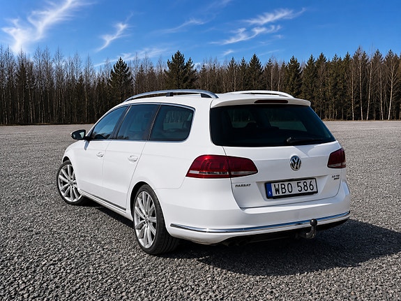 Volkswagen Passat 3 of 3