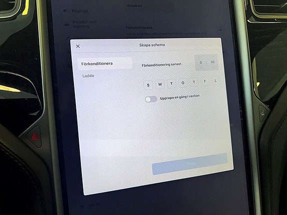 Tesla Model S 17 of 25