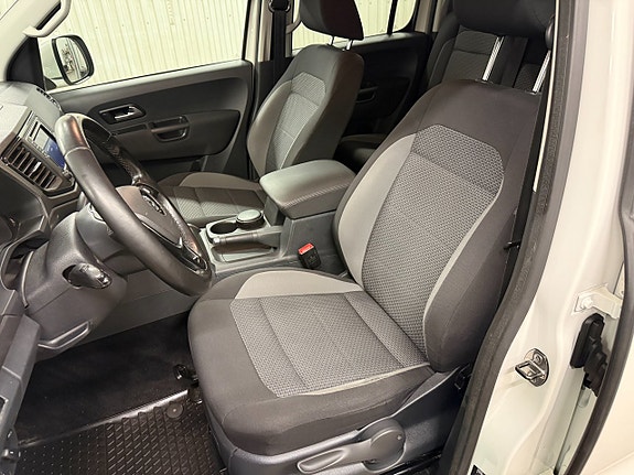 Volkswagen Amarok 13 of 25