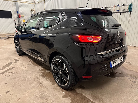 Renault Clio 2 of 5