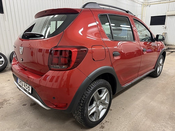 Dacia Sandero Stepway 4 of 5