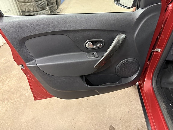 Dacia Sandero Stepway 12 of 18