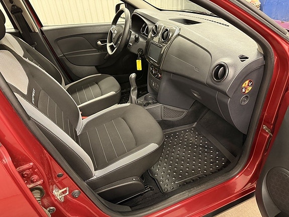 Dacia Sandero Stepway 10 of 18