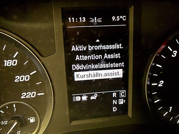 Mercedes-Benz Vito 119 19 of 25