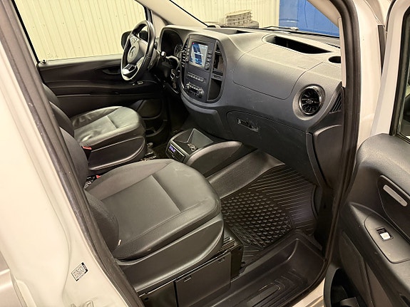 Mercedes-Benz Vito 119 10 of 25