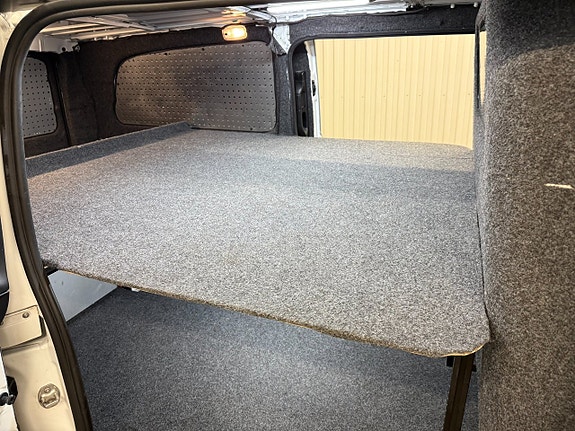 Mercedes-Benz Vito 119 8 of 25