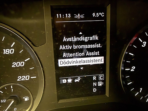 Mercedes-Benz Vito 119 18 of 25